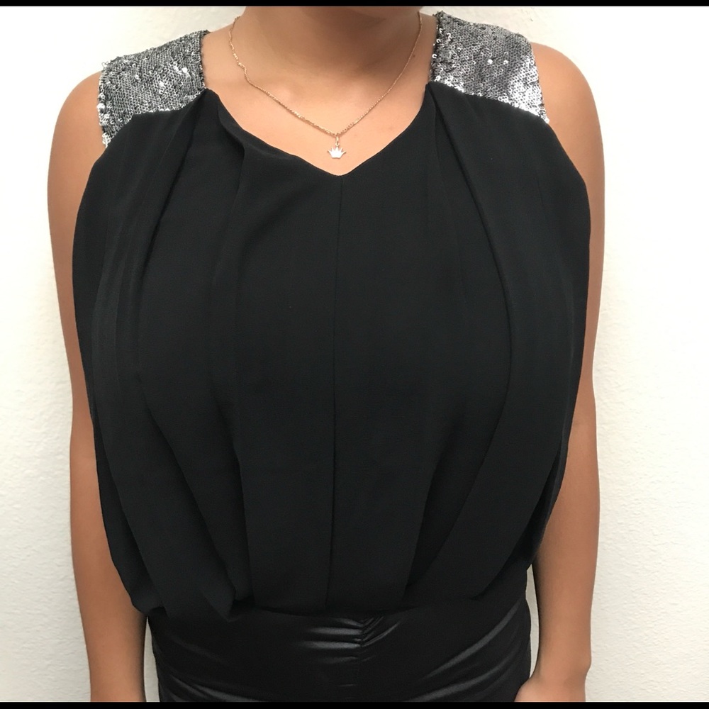 New Black Chiffon Sequin Shoulder Top Size Medium